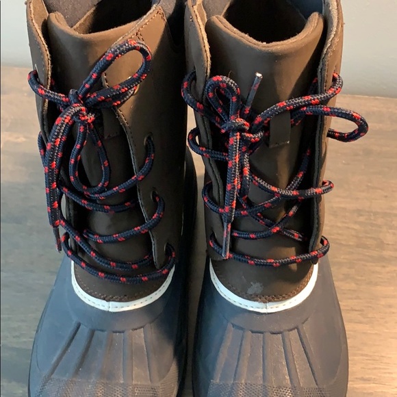 Crazy 8 Winter Boots - Picture 2 of 9